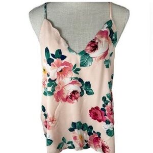Socialite Scalloped Hem Cami Tank Top